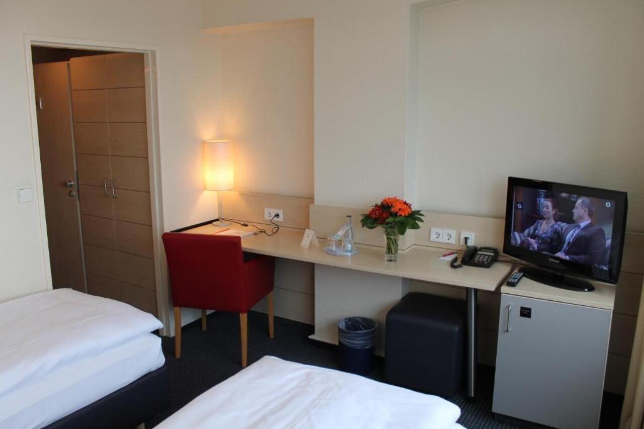 ברלין Enjoy Hotel Am Studio מראה חיצוני תמונה